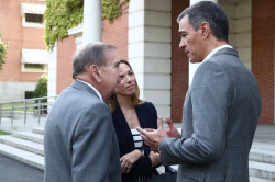 Edmundo Gonz&aacute;lez agradece al Congreso que reconozca su "victoria" y promete que "la lucha es hasta el final"