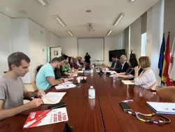  Educación se planta en su oferta de 150 euros a los docentes, que la Junta rechaza y mantiene la huelga