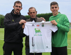 El aficionado del Racing que necesit&oacute; reanimaci&oacute;n en la grada agradece la intervenci&oacute;n del m&eacute;dico del Club