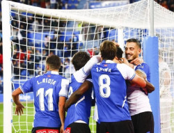 El Alav&eacute;s sale del descenso por primera vez en la temporada