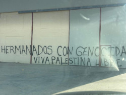 El alcalde de Castrillo Mota de Jud&iacute;os (Burgos), Lorenzo Rodr&iacute;guez, condena pinturas antisemitas aparecidas en el pueblo