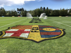 El Barcelona niega las "graves acusaciones" de Rousaud y amenaza con acciones penales