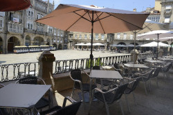 El calor activa hoy los avisos en m&aacute;s de una treintena de provincias, con m&aacute;ximas de hasta 42&ordm;C