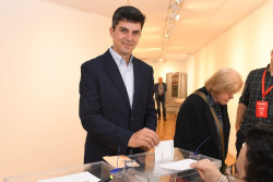  El candidato del PSOE de Santander cree que hoy será "un día histórico" para la ciudad