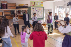 El CEIP Menéndez Pidal de Torrelavega acoge un encuentro con unos 80 escolares de Tenerife, Barcelona y Valencia