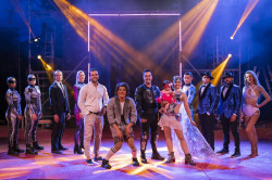 El Circo Quimera ofrece su espectáculo `Superhéroes` hasta el 13 de agosto