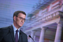 El CIS de Tezanos en contra de todas las encuestas da mayor&iacute;a absoluta al Frente Popular de  izquierdas de S&aacute;nchez 