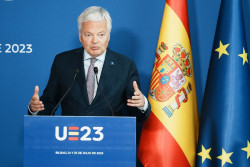 El comisario europeo de Justicia reitera su llamamiento a renovar el CGPJ a una semana de constituirse las Cortes