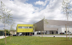 El concurso de traslados del SCS atrae a más de 100 profesionales de fuera de Cantabria de varias especialidades