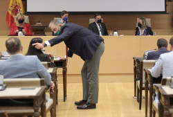 El Congreso da luz verde a la nueva ley de tr&aacute;fico que finalmente mantiene el margen de 20 km/h para adelantar