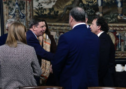 El consejero de Desarrollo Rural pide al Ministerio medidas especiales para flexibilizar la PAC en la cornisa cantábrica