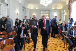 El consejero de Salud, César Pascual, ha asegurado que Cantabria ya tiene "muy avanzado" el futuro Plan de Salud Digital 