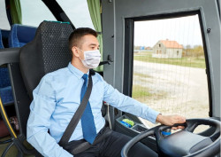 El Consejo de Ministros aprueba este martes el fin de las mascarillas en los transportes p&uacute;blicos