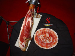 El Consorcio del Jam&oacute;n Serrano Espa&ntilde;ol supera la cifra de los 20 millones de piezas selladas desde 1990