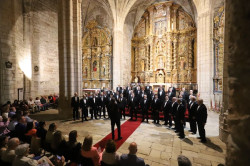 El Coro de Voces Graves de Madrid, ganador del Certamen de la Canción Marinera de San Vicente