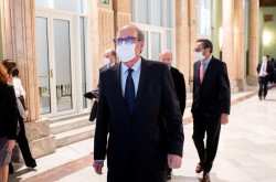 El Defensor del Pueblo, con timidez, para no enfadar al independentismo y al Gobierno pide cumplir las sentencias y censura  el caso de Canet de Mar