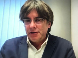 El delincuente y huido Puigdemont cree que los presos de ETA sufren "vulneraciones de derechos" 