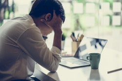 El desgaste por el estrés de toda la vida puede aumentar la mortalidad por cáncer, según estudio