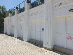 El edificio Rema abandonado pide ahora la alcaldesa  a Costas una concesión de 25 años