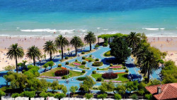 El entretenimiento de la alcaldesa el color del suelo de los Jardines de Piquio lo dará a conocer el domingo