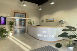 El Espolón de Comillas reúne las obras de Mamen Restegui, Guillermo Lamarque, Juliana Ortega y Áurea Ortega