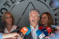 El ex magistrado Marlaska, ahora de ministro, ataca al juez Peinado