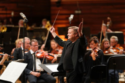 El FIS cierra hoy su 73&ordf; edici&oacute;n con la Filarm&oacute;nica de Radio Francia, la violonchelista Gabetta y el maestro Franck