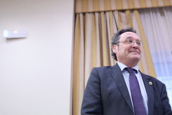 El fiscal general, el dedazo de S&aacute;nchez, exige a los fiscales del `proc&eacute;s`  amnistiar la "chorizada" de Puigdemont y levantar la orden de detenci&oacute;n