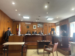 El fisioterapeuta acusado de violar a una paciente lo niega y ella dice que se quedó "paralizada"