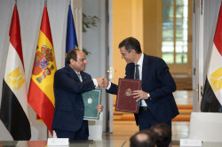 El Gobierno concede la Gran Cruz de Isabel la Cat&oacute;lica a Al Sisi, su esposa y al primer ministro egipcio