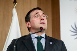 El Gobierno expulsa a 25 diplom&aacute;ticos rusos porque representan una "amenaza para la seguridad" de Espa&ntilde;a