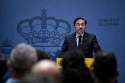 El Gobierno ha aprovechado los vuelos militares que llevan equipos de rescate a Marruecos para sacar a 36 espa&ntilde;oles