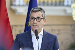 El Gobierno pone fecha a las comparecencias de Robles, Aagesen, Marlaska y Planas en el Senado la pr&oacute;xima semana