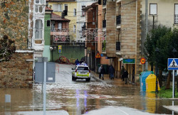 El Gobierno prolonga su colaboraci&oacute;n con Ampuero para la restauraci&oacute;n del As&oacute;n y la reducci&oacute;n del riesgo de inundaci&oacute;n