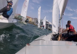 El G&uuml;emes y el S&C se repartieron las victorias en el tirada final del Trofeo Cantabria Liberal para la clase Snipe santanderina.