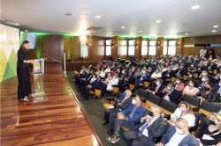 El Hospital Mutua Monta&ntilde;esa cumple 50 a&ntilde;os convertido en "referente nacional de la salud laboral"