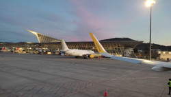 El intenso viento obliga a desviar tres vuelos que ten&iacute;an previsto aterrizar en Bilbao