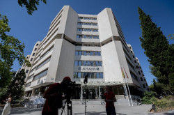 El juez del `caso Bego&ntilde;a G&oacute;mez`, mujer del presidente S&aacute;nchez,toma declaraci&oacute;n  ma&ntilde;ana como testigo a la exdirectora de Wakalua y al CEO de Barrab&eacute;s