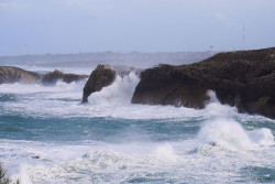 El litoral de Cantabria est&aacute; este domingo en aviso amarillo por costeros