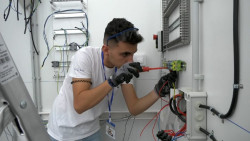 El Ministerio de Educación concede 7,3 millones de euros para crear nueve centros de excelencia de Formación Profesional