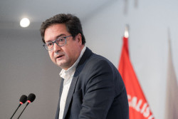 El ministro &Oacute;scar L&oacute;pez en lugar de trabajar se dedica a insultar y calentar el ambiente por ir