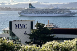 El Museo Mar&iacute;timo acoge desde este mi&eacute;rcoles la exposici&oacute;n de escultura `Pleamar` de Gema Labayen