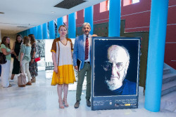 El Palacio de Festivales muestra la obra "imprescindible" de Álvaro Pombo desde la "fragilidad" de la persona