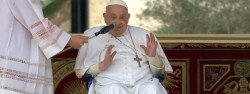 El Papa Francisco visita la c&aacute;rcel Regina Coeli en Roma