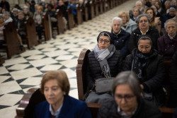 El Papa ha "descansado bien durante la noche" y ha despertado "poco despu&eacute;s de las 8 horas"