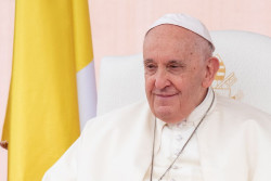 El Papa: "&iquest;Hacia d&oacute;nde navegas Europa si no ofreces caminos creativos para poner fin a la guerra en Ucrania?