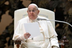 El Papa pide poner fin a los conflictos