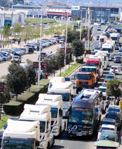 El paro del transporte deja m&aacute;s de medio millar de investigados y 69 detenidos por la acci&oacute;n de los piquetes