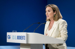 El PP arremete contra S&aacute;nchez por "permitir" y "callar" ante el plant&oacute;n de ministros y socios a la jura de la Princesa