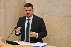 El PP asegura que las listas de espera sanitarias "seguir&aacute;n bajando en Cantabria" pese a la "incompetencia" de S&aacute;nchez